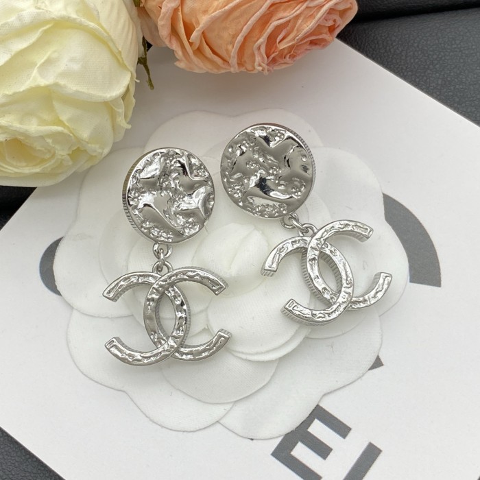 Stud earrings LP234