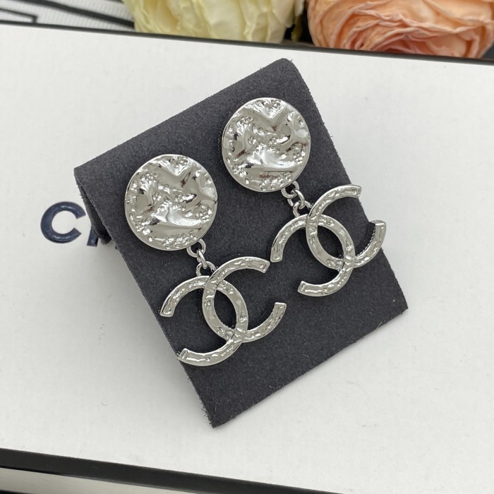 Stud earrings LP234