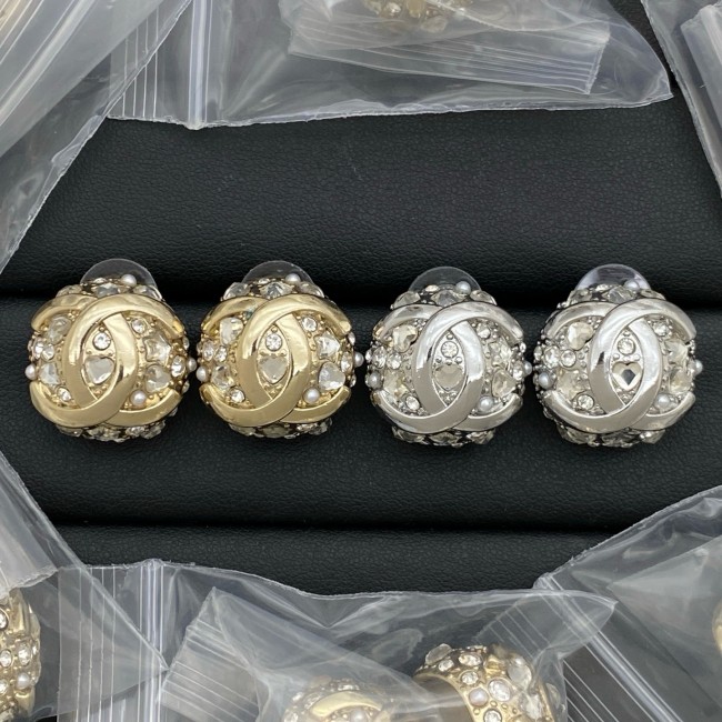Stud earrings LP238