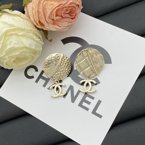 Stud earrings LP233
