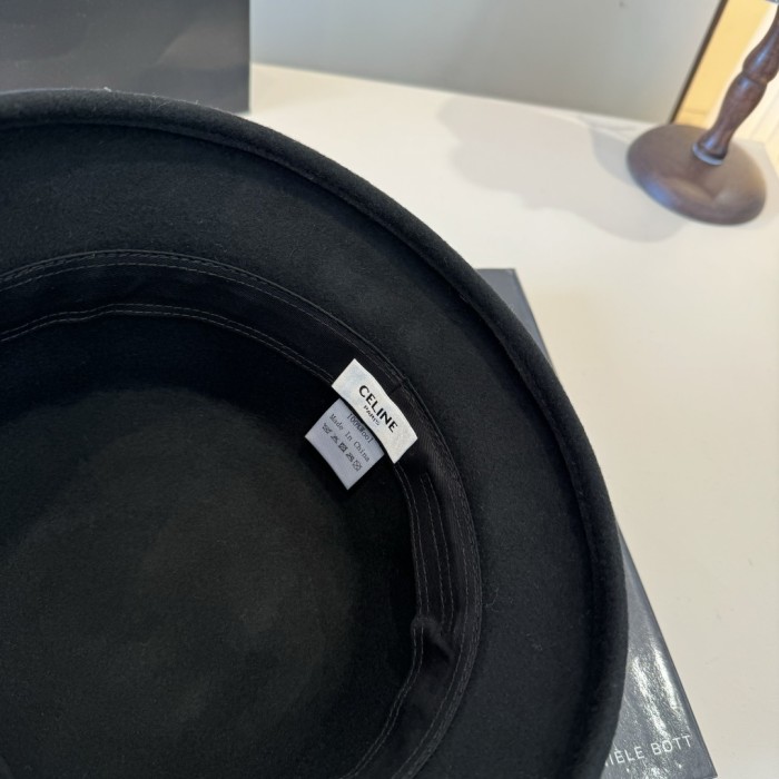 Celine Wool Hat LP256