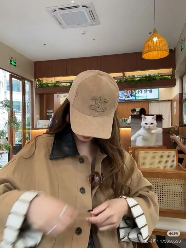 Celine Baseball Cap LP257