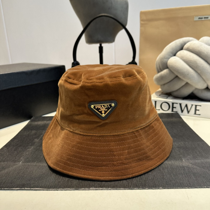 Prada Bucket Hat Thick LP262