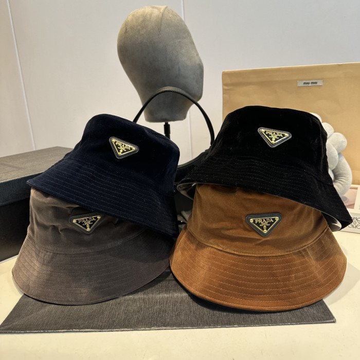 Prada Bucket Hat Thick LP262