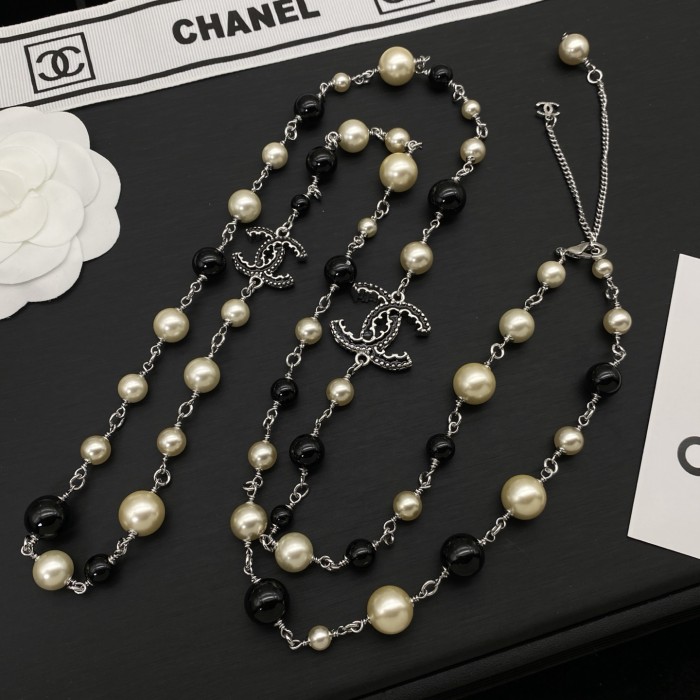 Long Pearl Necklace LP266