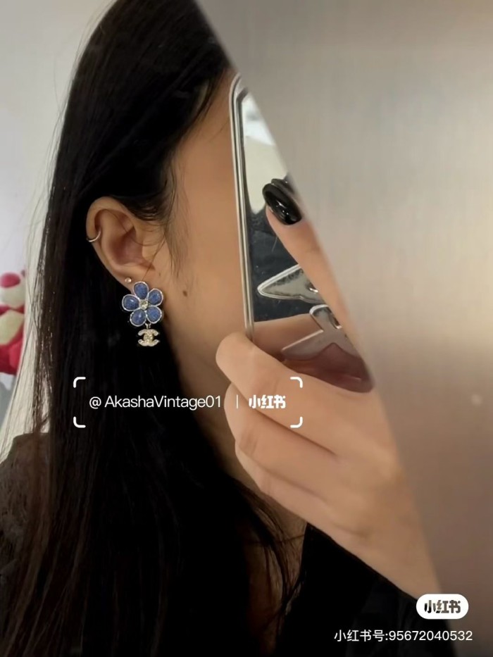 Stud earrings LP282