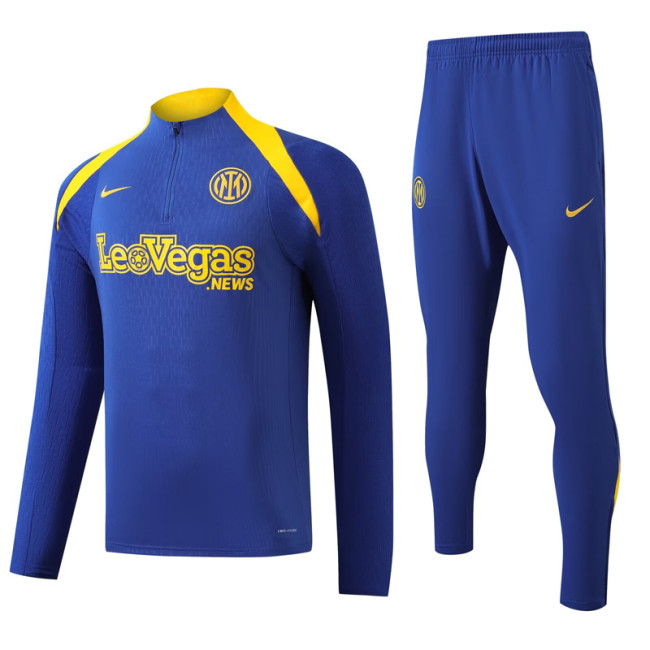 24-25 INT Fancy blue Half Pull Tracksuit