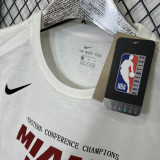 T157 HEAT White High Quality Casual T-Shirt