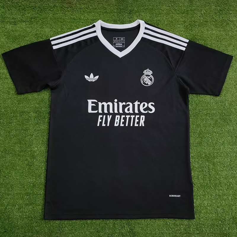 24-25  Real Madrid  Black Goalkeeper Fans Soccer Jersey