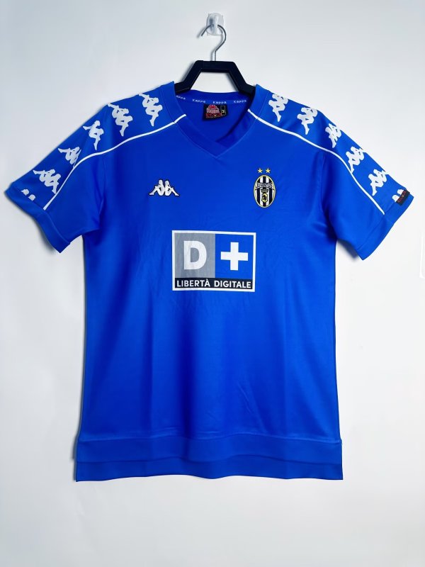 1999/2000 Mens Juventus Retro Away Jersey