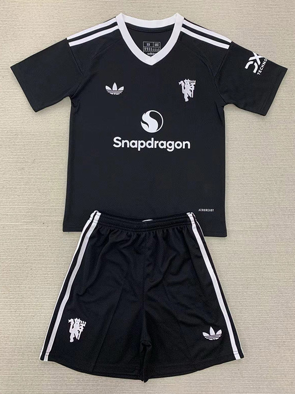 24-25 Man Utd Black Goalkeeper Kids Soccer Jersey