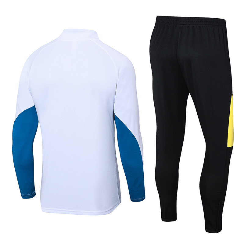 2024 JOM White Half Pull Tracksuit (半拉链)