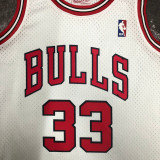 1998 BULLS PIPPEN #33 White Retro Top Quality Hot Pressing NBA Jersey