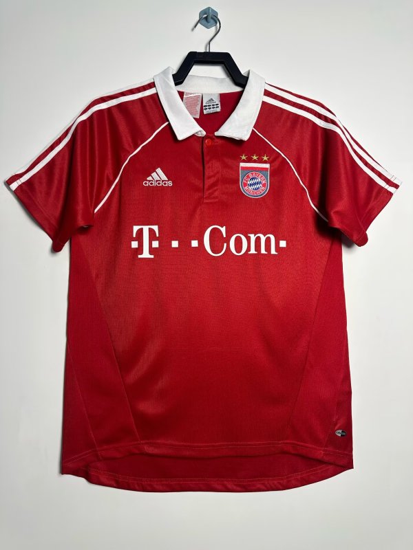 2005/06  Bayern Home Retro Soccer Jersey