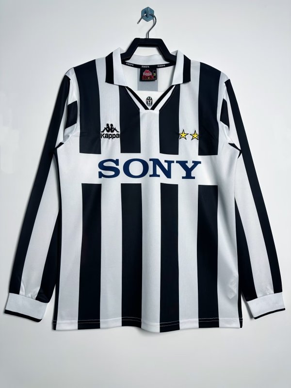 1995/97 Mens Juventus home Retro Long sleeve Jersey