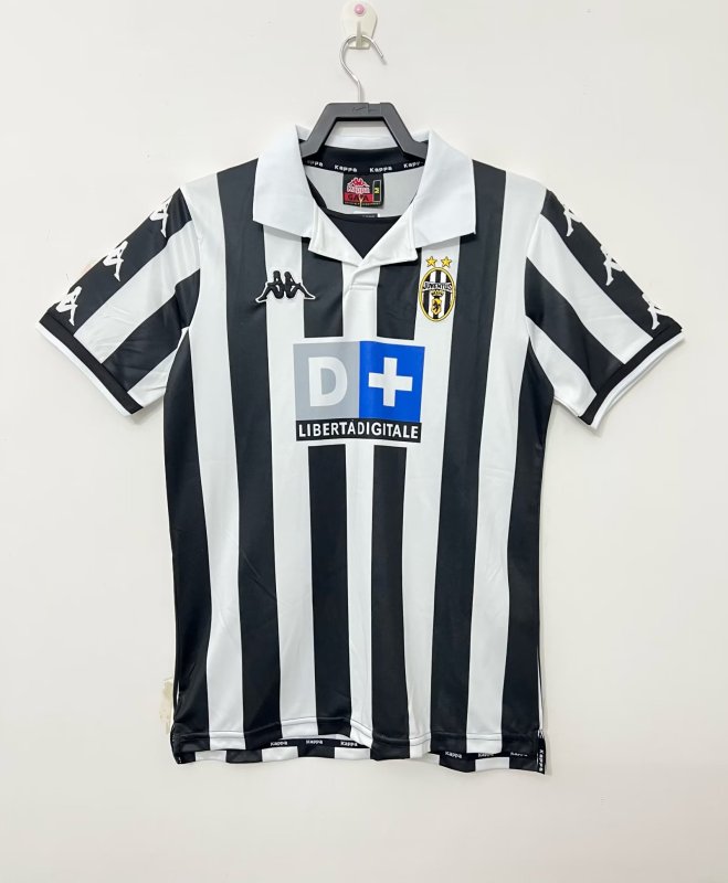1999-2000 Mens Juventus Retro Home soccer Jersey