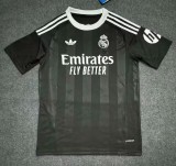 2025-26 Mens   Real Madrid  goalkeeper black Soccer Jersey