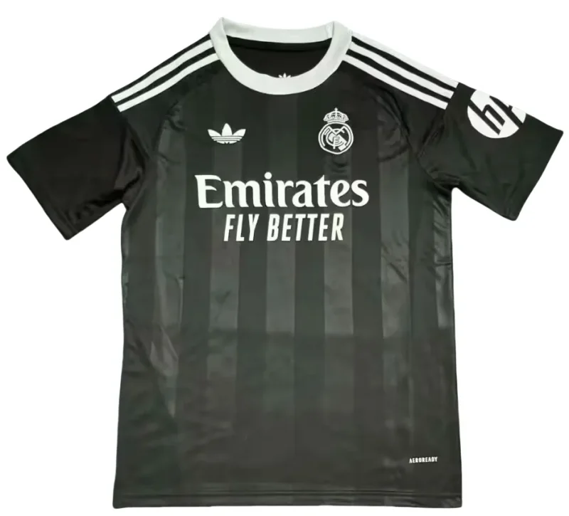 2025-26 Mens Real Madrid goalkeeper black  Soccer Jersey