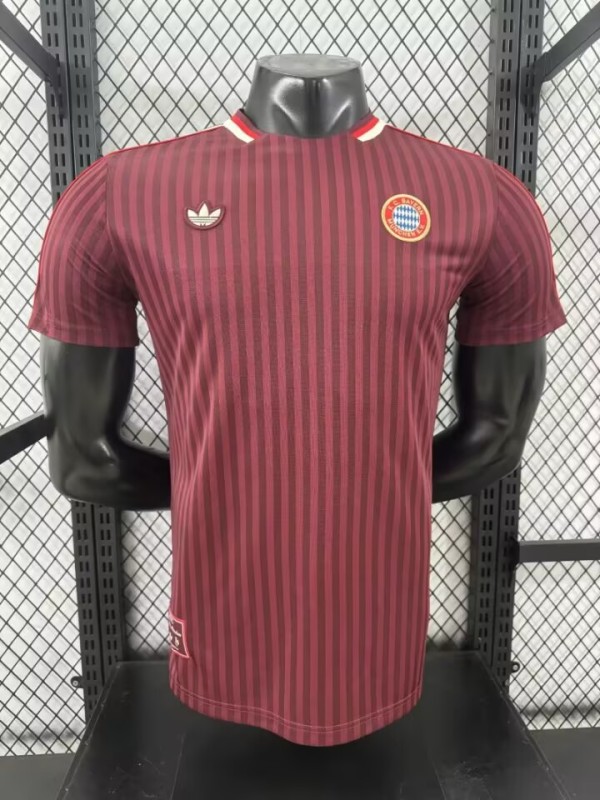 Mens Bayern Munich red  Retro soccer  Jersey