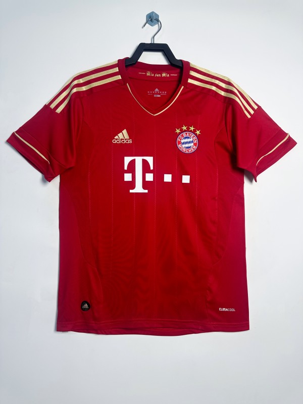 2013-14 Retro  Mens Bayern Munich  Home red soccer jersey