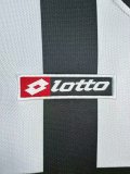 2001-02 Mens Juventus Retro Home soccer Jersey
