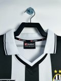 2001-02 Mens Juventus Retro Home soccer Jersey