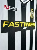 2001-02 Mens Juventus Retro Home soccer Jersey