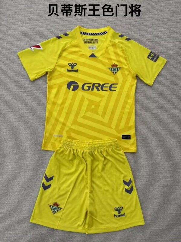 2025/26 Mens Real Betis Yellow goalkeeper Training Short Suit