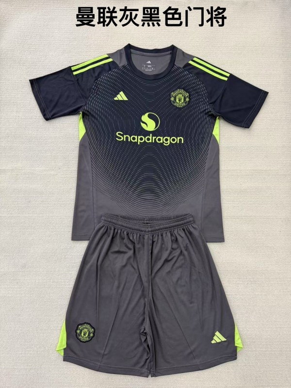 2025-26 KIDS  Manchester United Goalkeeper soccer Jersey