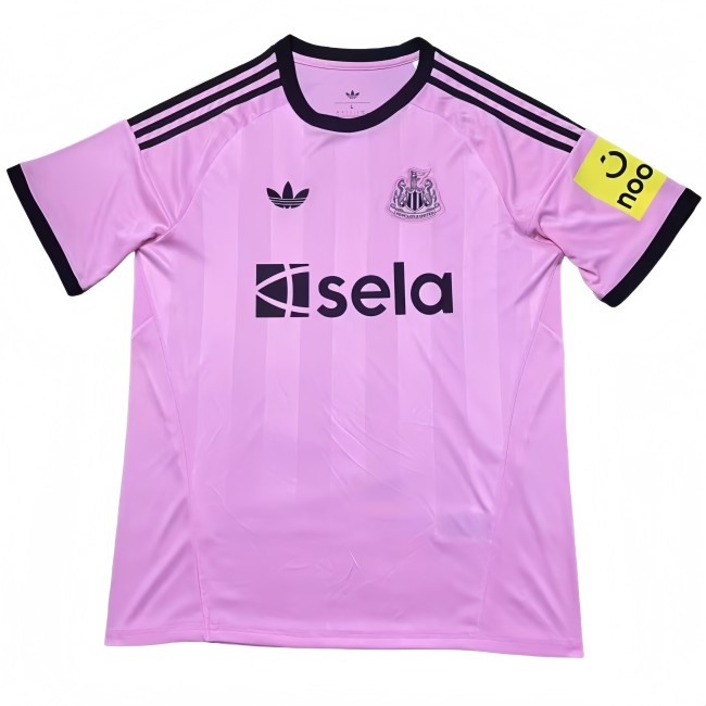 2025-26 Mens Newcastle  pink Goalkeeper soccer Jersey