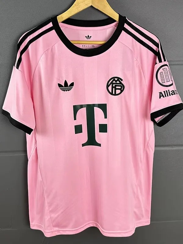 2025-26 Mens Bayern Munich Pink Goalkeeper soccer Jersey