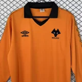 1980-1981 Mens Wolves Home Long Sleeve Retro Soccer Jersey