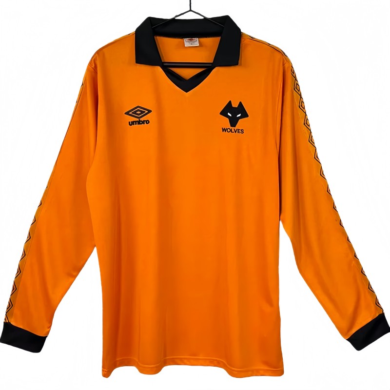 1980-1981 Mens Wolves Home Long Sleeve Retro Soccer Jersey