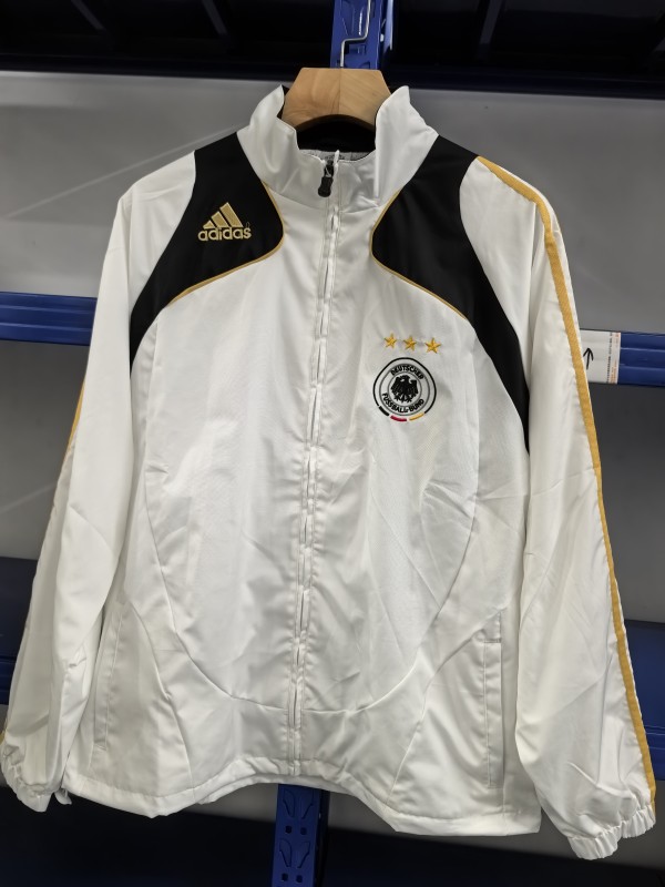 2025-26 Mens Germany white Retro version windbreaker