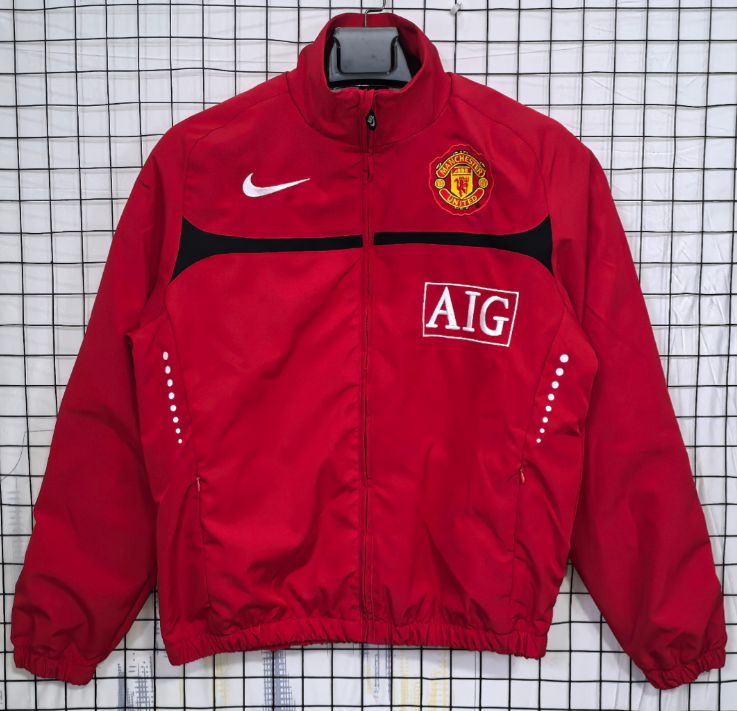 2010-11 Mens Manchester United red windbreaker
