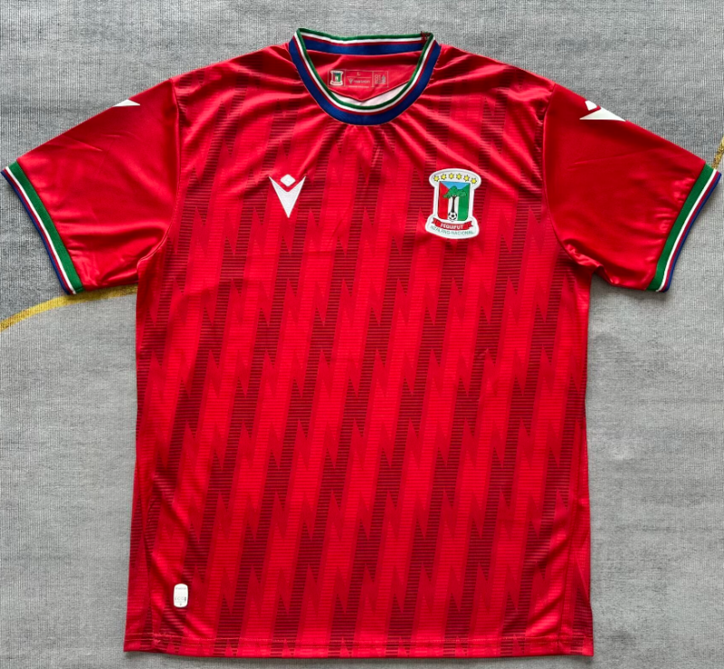 2025-26 Mens Guinea home red Soccer Jersey