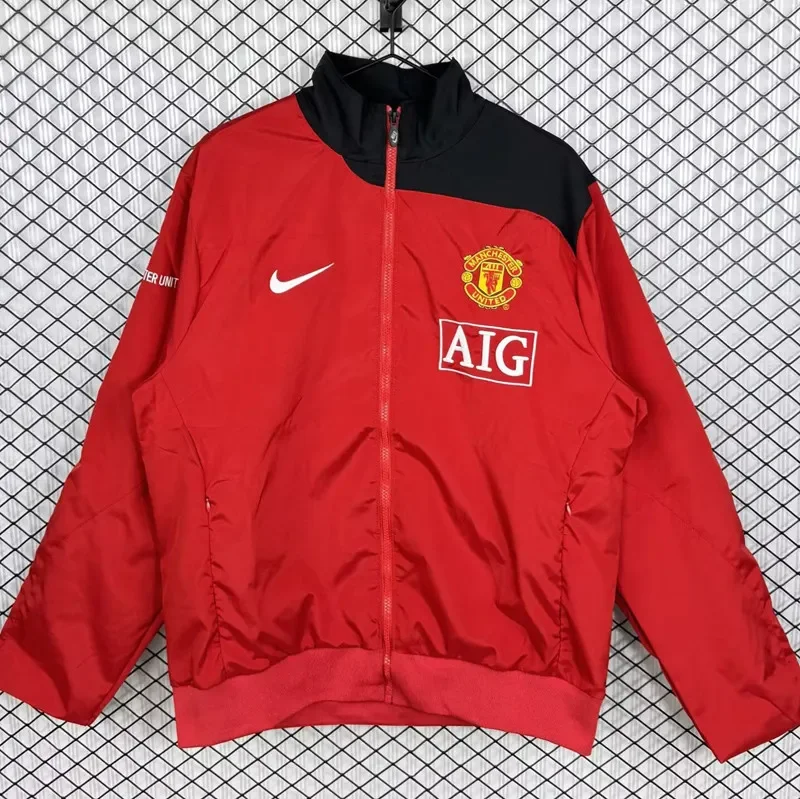 2007-2008  Mens Manchester United Red Retro Windbreaker