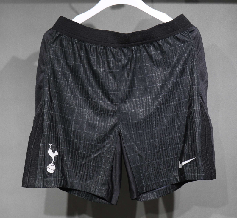 2025-26  Mens Tottenham Hotspur away player Shorts Pants