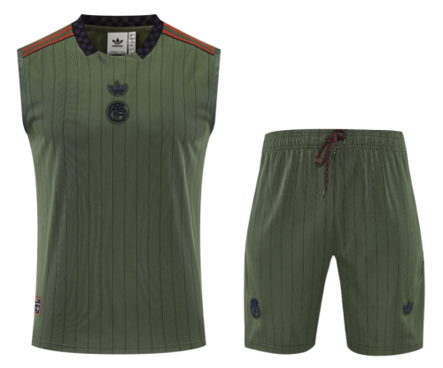 2025-26 Mens Bayern Munich Dark green vest Training Short Suit