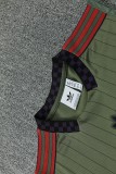 2025-26 Mens Bayern Munich Dark green vest Training Short Suit