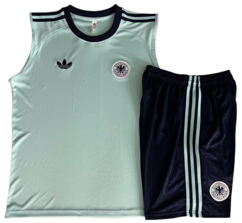 2026-27 Italy Green vest training Short suit B26045#
