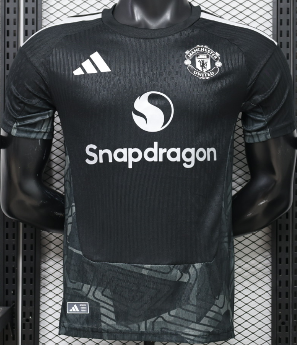 2026-27 Manchester United goalkeeper Player Version Soccer Jersey