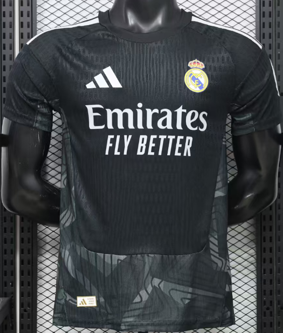 2026-27 Mens Real Madrid black Player goalkeeper soccer jersey
