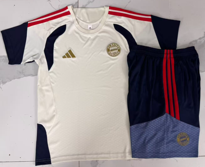 2026-27 Mens Bayern Munich beige Training Short Suit J26046#