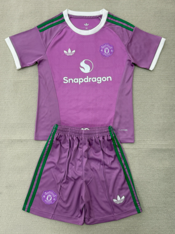2026-27 KIDS Manchester United goalkeeper soccer Jersey