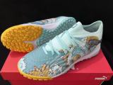 Puma FUTURE 8 ULTIMATE TF Soccer Shoes