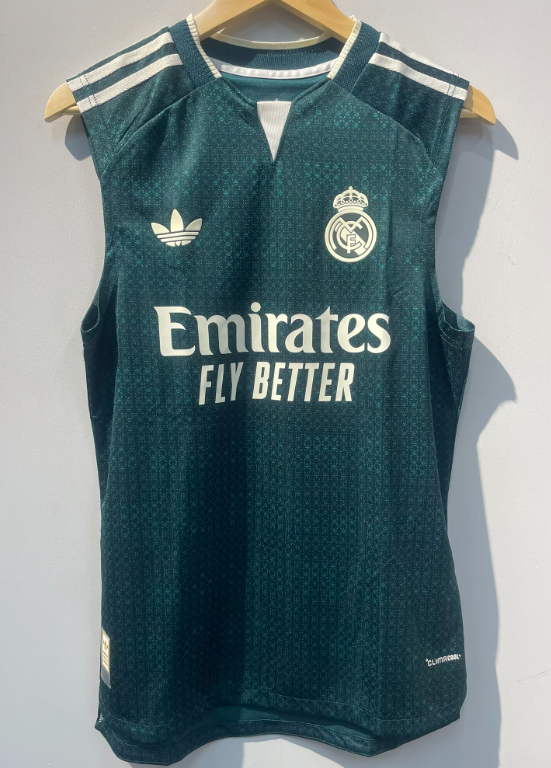 2026-27 Real Madrid green vest fans training suit