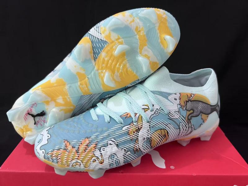 Puma FUTURE 8 ULTIMATE FG/AG Soccer Shoes