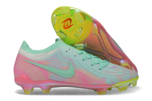 NIKE PHANTOM LUNA ELITE TF Soccer Shoes