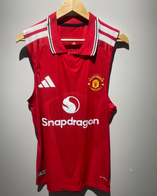 2026-27 Manchester united home red Vest